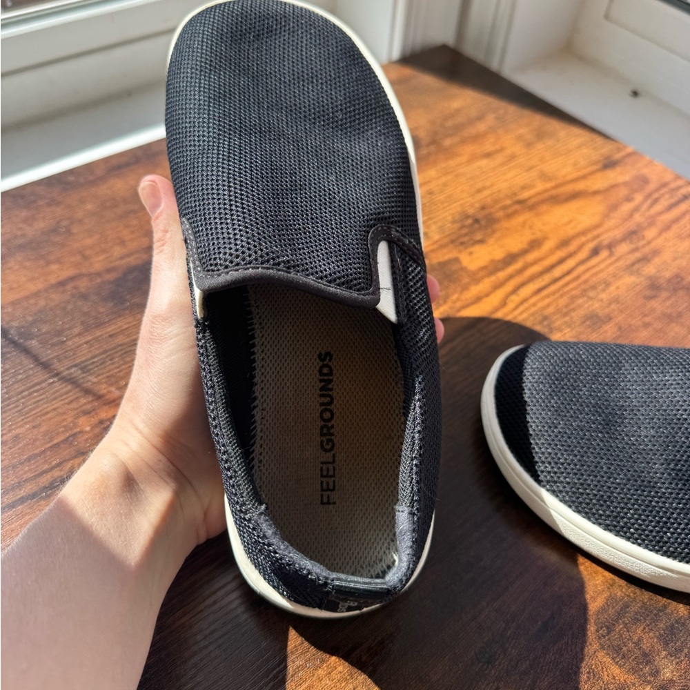 Feel Grounds Minimalist Black Slip-On Sneakers - Picture 3 of 4